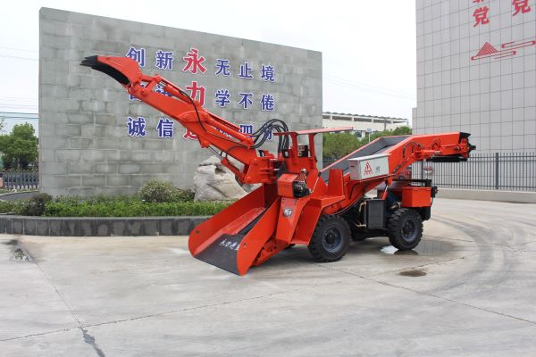 引水洞扒渣機(jī)哪家靠譜？永力通狹窄空間作業(yè)靈活